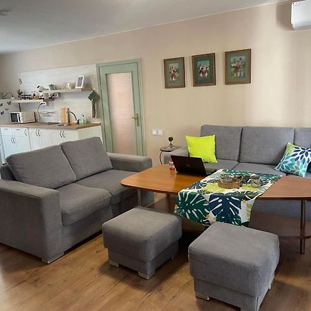 Nido Cozy 3Br Apartment Kapana Top Center Plovdiv Luaran gambar