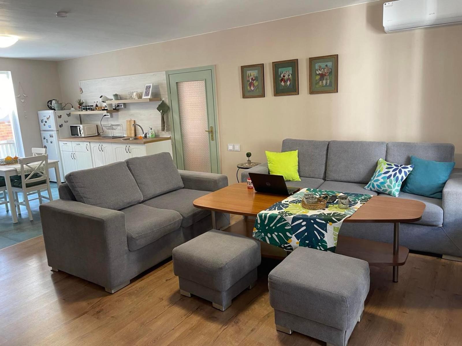 Nido Cozy 3Br Apartment Kapana Top Center Plovdiv Luaran gambar
